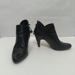 George Black Sunset Ankle Boots With Side Zipper Closure Women's 7